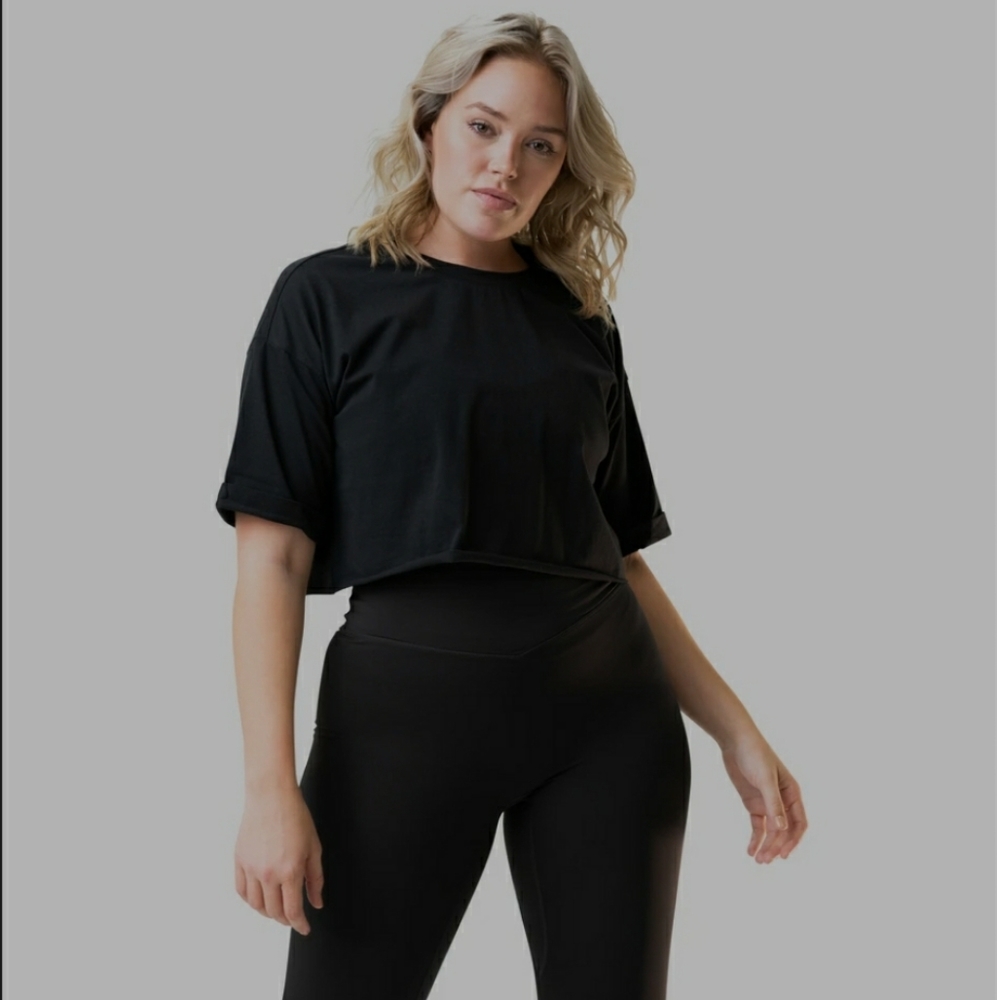 The Muse Tee- Midnight